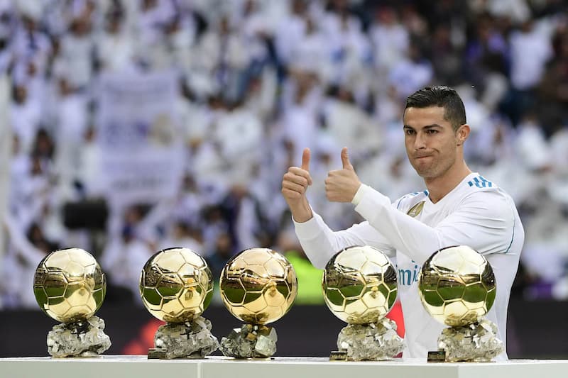 Pemenang Ballon d'Or tahun ini Cristiano Ronaldo – 5 kali