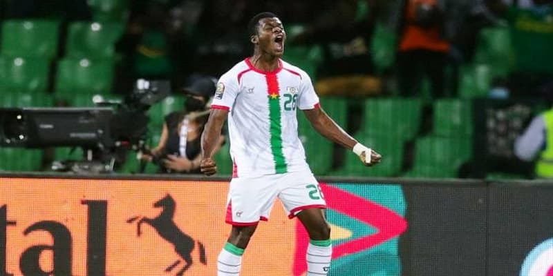 Prediksi Skor, Bursa Taruhan, dan Tips Taruhan (Asian Handicap)