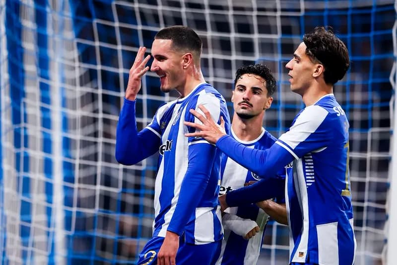 Estrela Amadora vs Porto Analisis Odds dan Prediksi Taruhan Estrela Amadora vs Porto