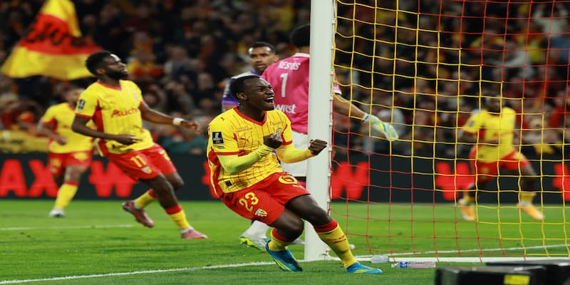 Analisis Persentase Bola, Prediksi Lens vs Toulouse