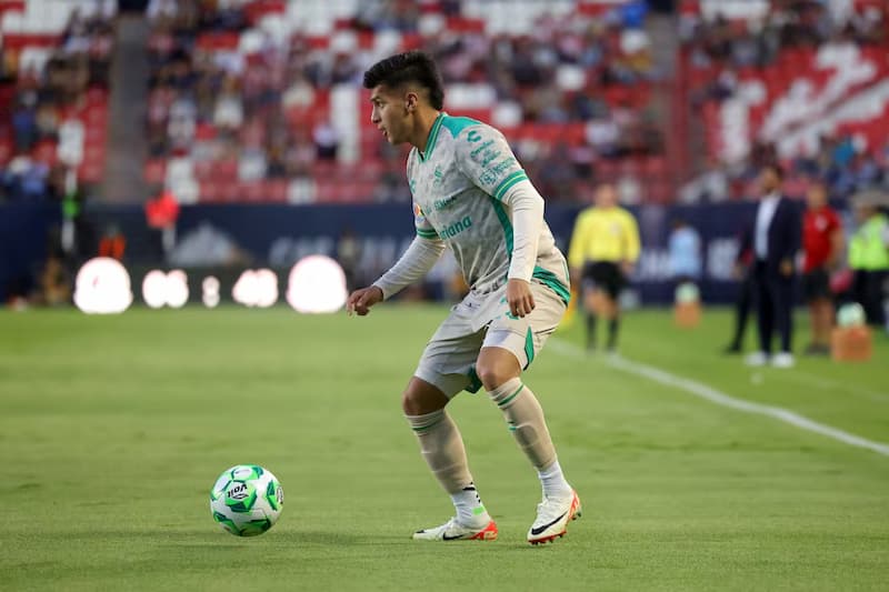 Santos Laguna vs Monterrey Analisis Odds dan Prediksi Taruhan Santos Laguna vs Monterrey
