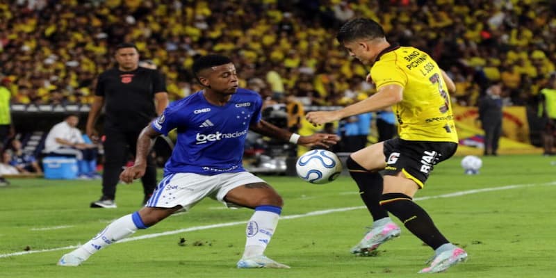 Analisis Rasio Sepak Bola, Prediksi Skor Cruzeiro vs Barcelona