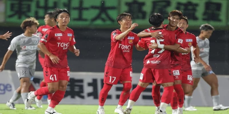 Analisis Pertandingan Vanraure vs Fukushima Utd