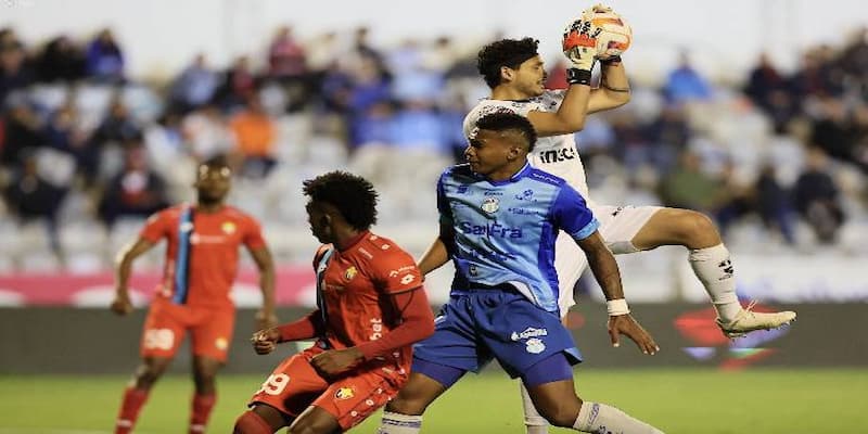Analisis Prediksi Taruhan Total Gol (Over Under) Leones del Norte vs Macara
